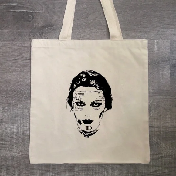 Taylor Swift TTPD Fortnight Tattoo Tote Halloween Costume - Picture 2 of 2